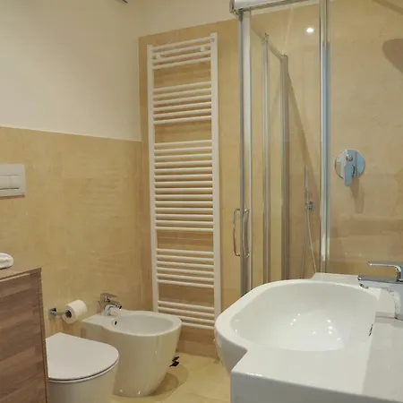 Top Suites - City Center 1 *